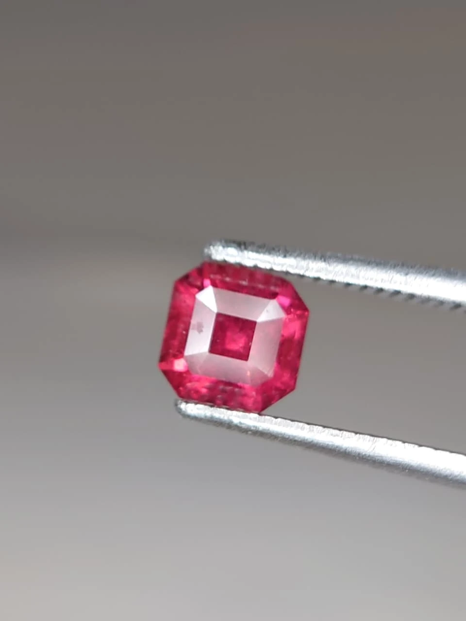 1.1ct Natural Malaya Garnet in Asscher Cut from Tanzania — view 3
